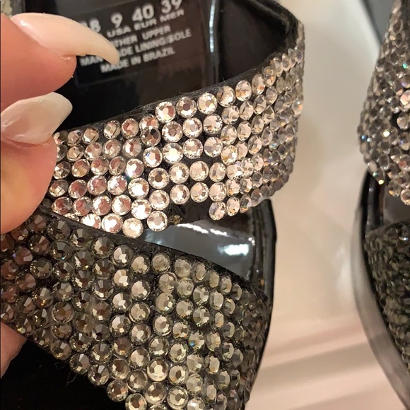 CRYSTALISHIOUS SWAROVSKI WINGS WEDGES - Picture 4 of 8